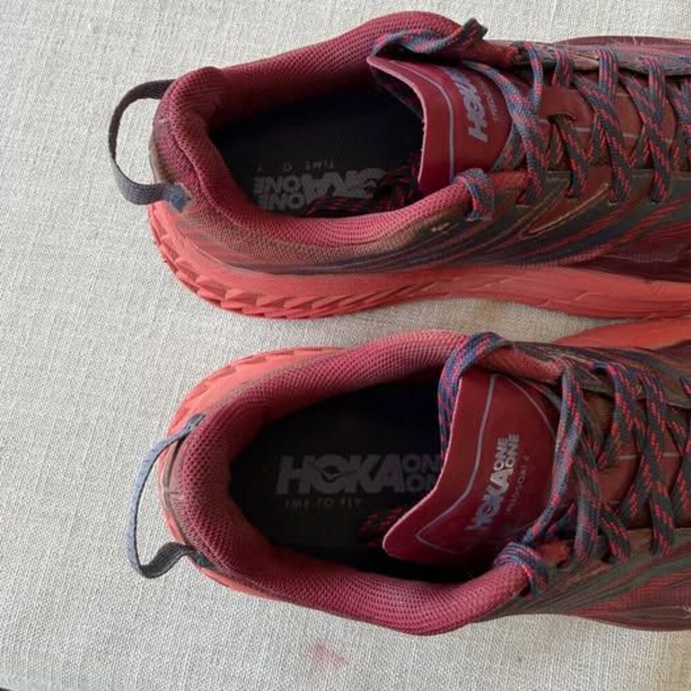 Hoka One One Running Shoes Womens Size 8.5 Speedgoat 4 Red Maroon Sneakers Gym - Picture 7 of 10